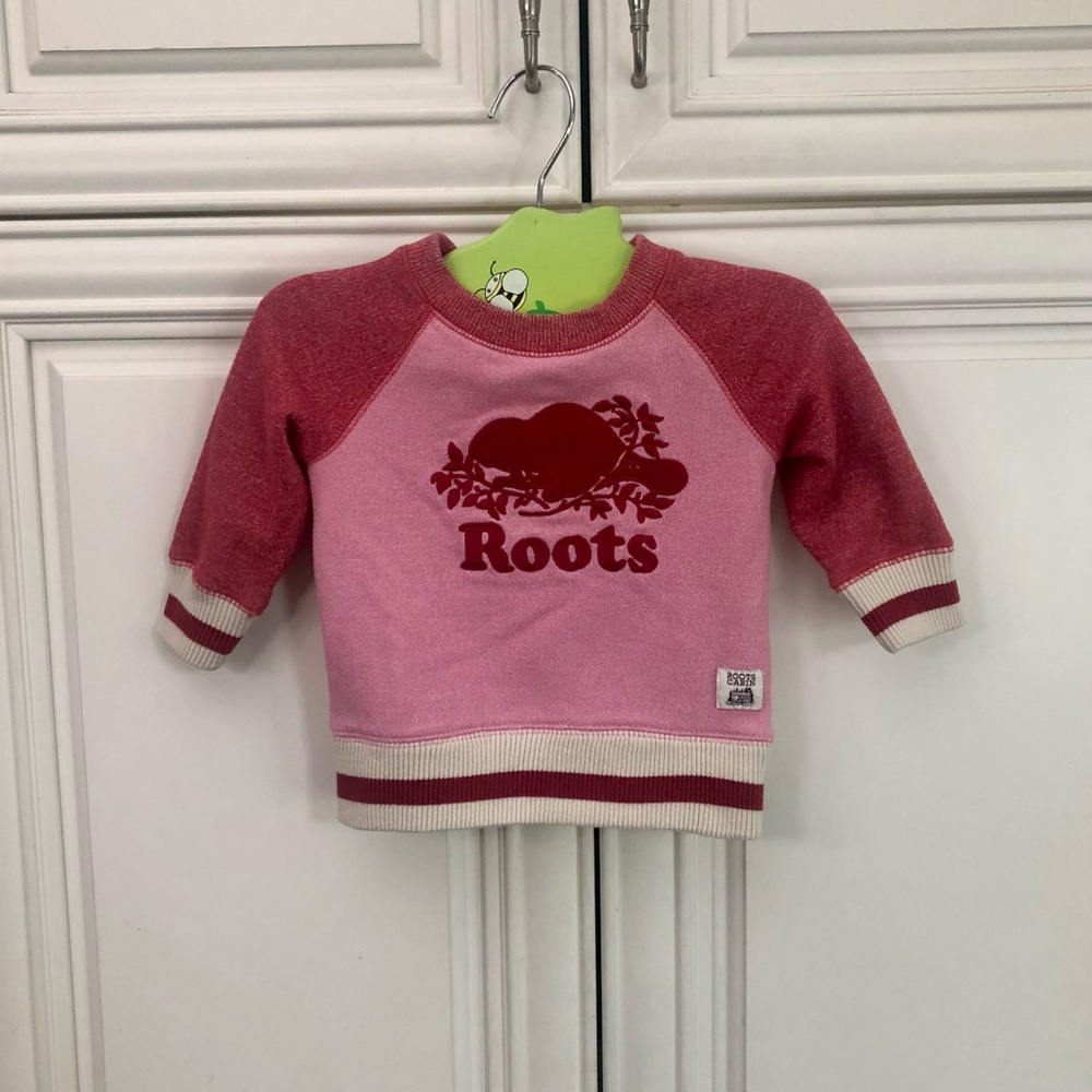 Roots Cabin baby sweatshirt